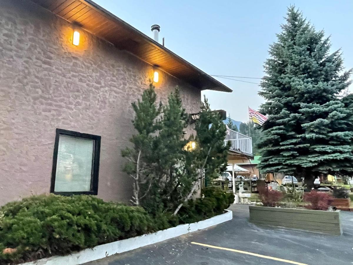Destination Inn Radium Hot Springs Ngoại thất bức ảnh